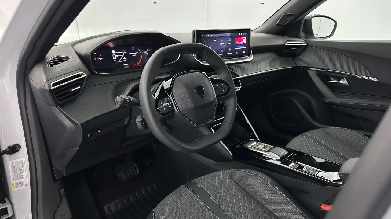 Peugeot 2008 II 1.2 Hybrid 145ch Allure e-DCS6