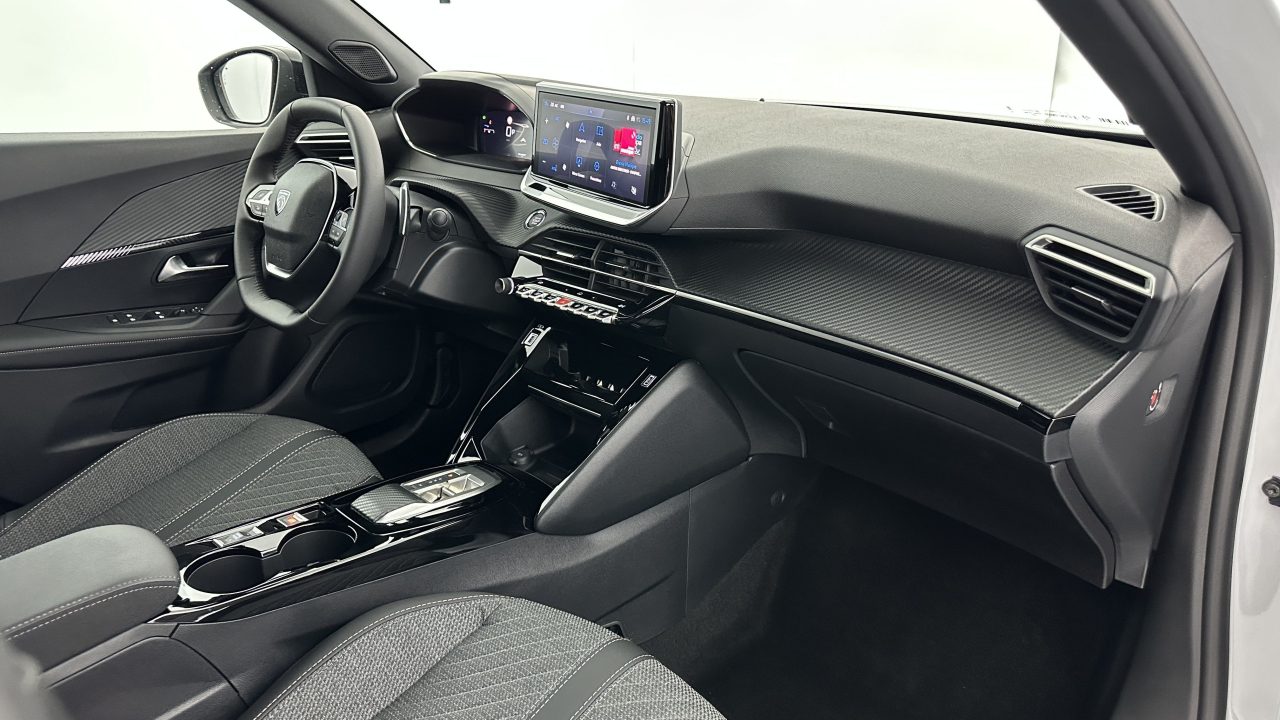 Peugeot 2008 II 1.2 Hybrid 145ch Allure e-DCS6