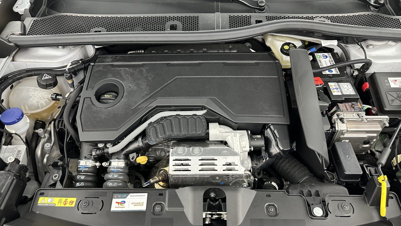 Peugeot 2008 II 1.2 Hybrid 145ch Allure e-DCS6