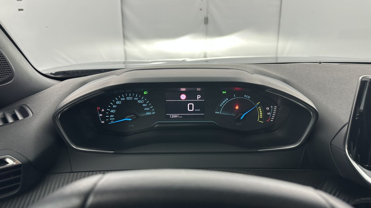 Peugeot 2008 II 1.2 Hybrid 145ch Style e-DCS6