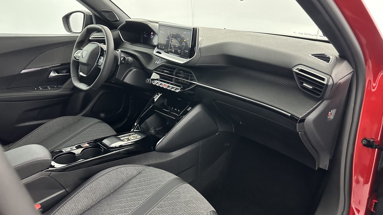 Peugeot 2008 II 1.2 Hybrid 145ch Allure e-DCS6