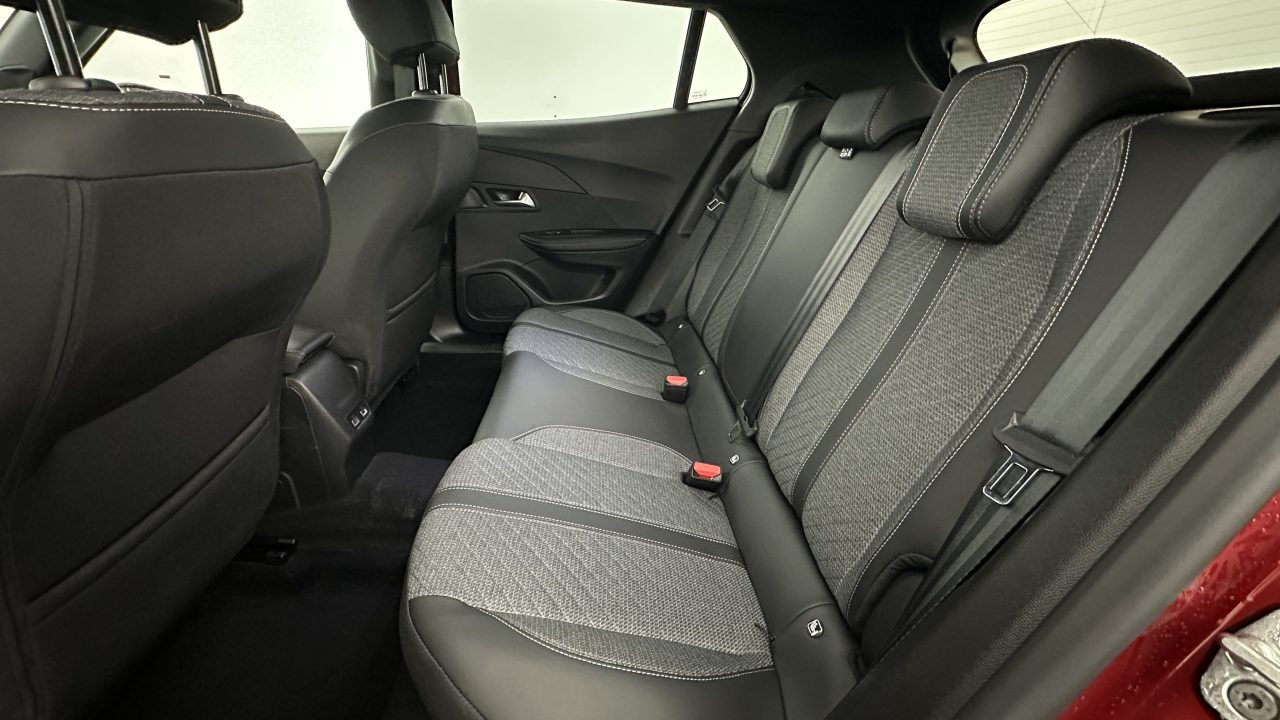 Peugeot 2008 II 1.2 Hybrid 145ch Allure e-DCS6
