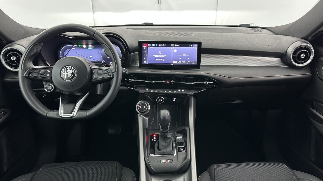 Alfa Romeo TONALE 1.3 Hybride Rechargeable PHEV 280ch AT6 Ti