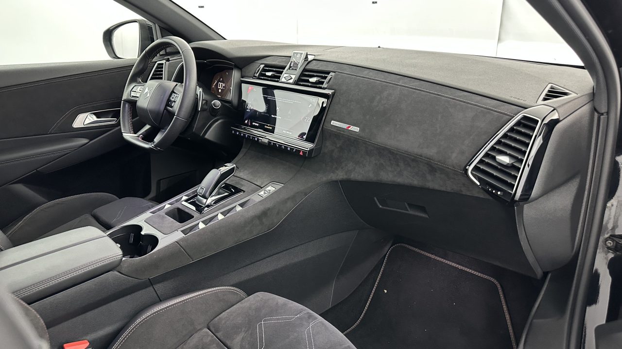 DS DS7 CROSSBACK 1.6 PureTech 180ch Performance Line EAT8