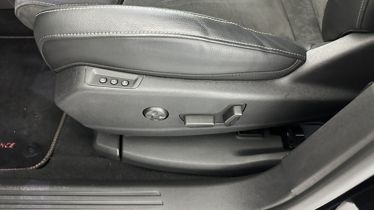 DS DS7 CROSSBACK 1.6 PureTech 180ch Performance Line EAT8