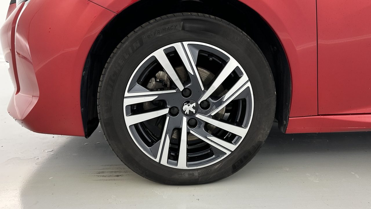 Peugeot 208 II 1.2 PureTech 100ch Allure EAT8