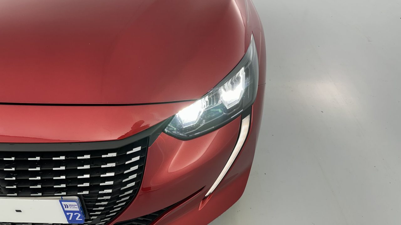 Peugeot 208 II 1.2 PureTech 100ch Allure EAT8