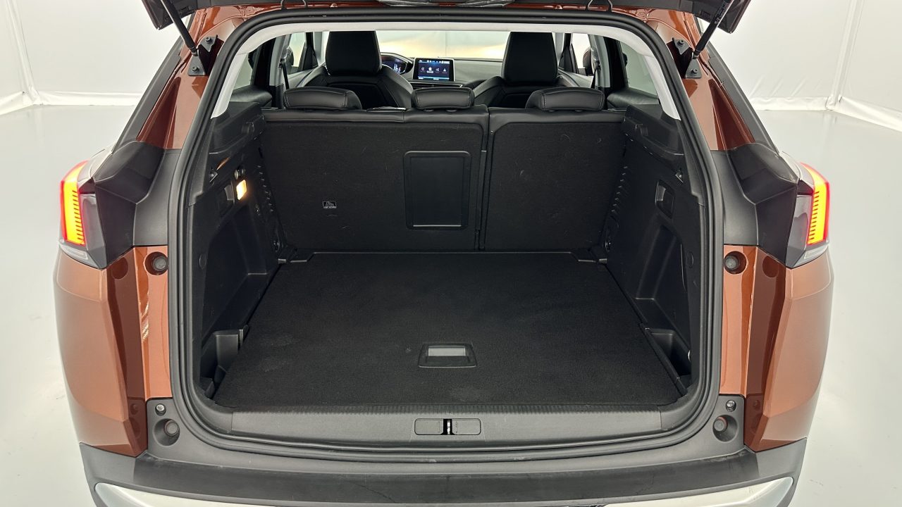 Peugeot 3008 II 1.5 BlueHDi 130ch Allure EAT8