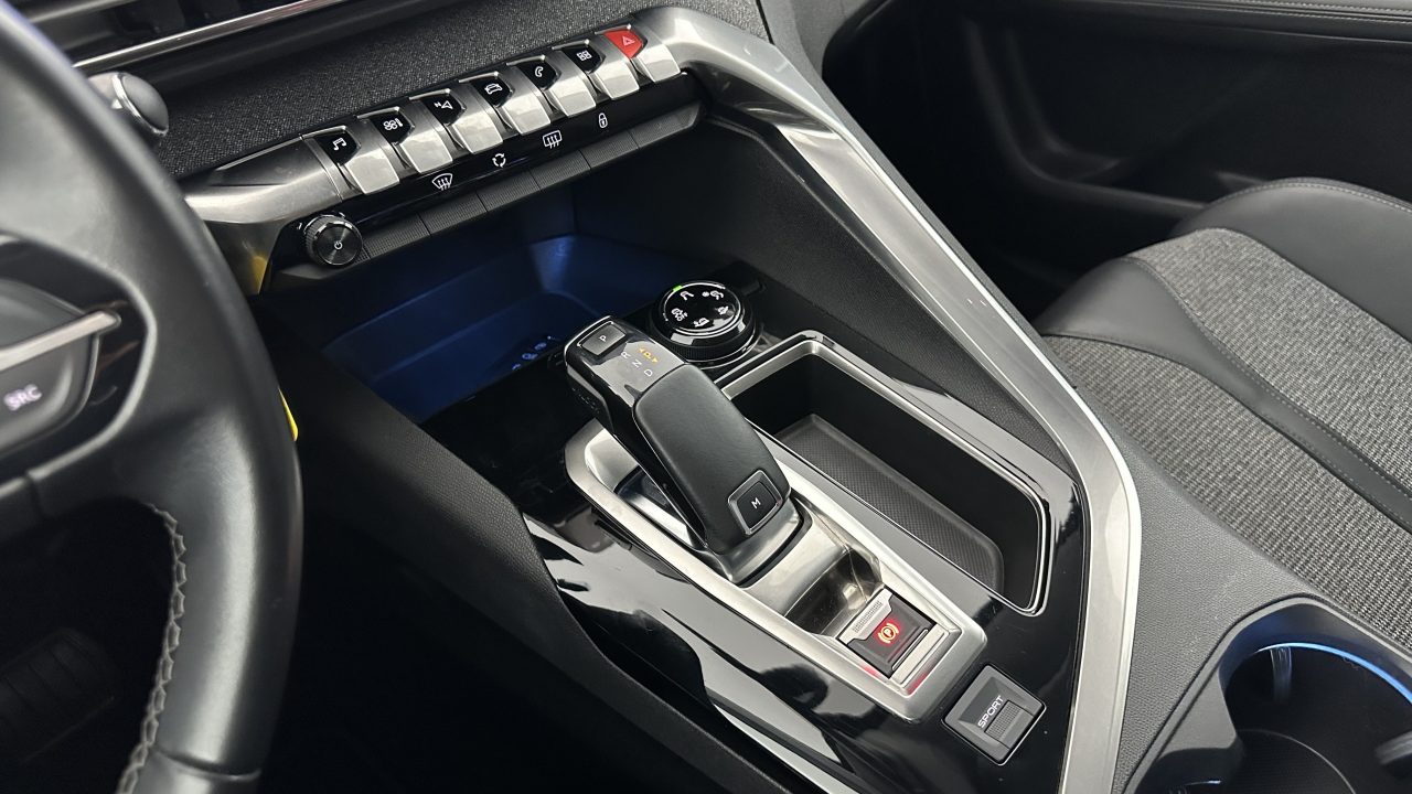 Peugeot 3008 II 1.5 BlueHDi 130ch Allure EAT8