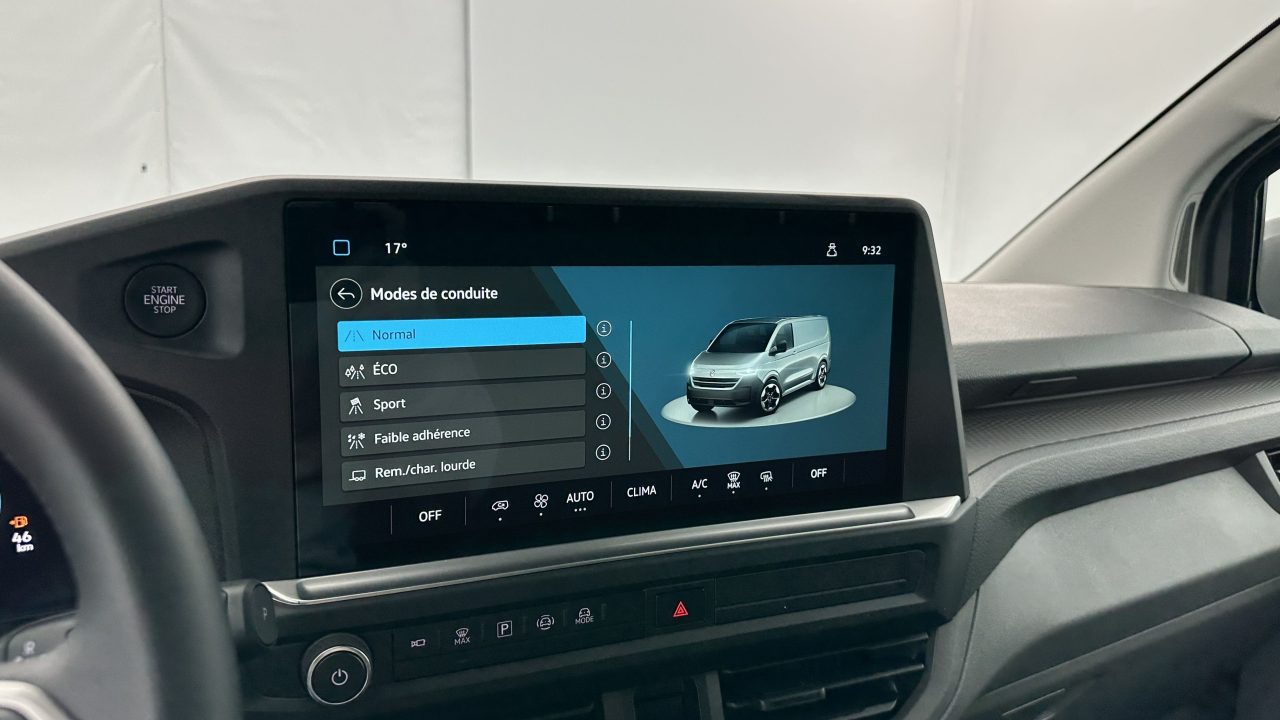 Volkswagen TRANSPORTER T7 L2H1 2.0 TDI 150ch Business BVA8