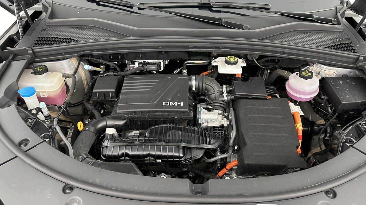 BYD SEAL U 1.5l DM-i 218ch PHEV Boost (18kWh)
