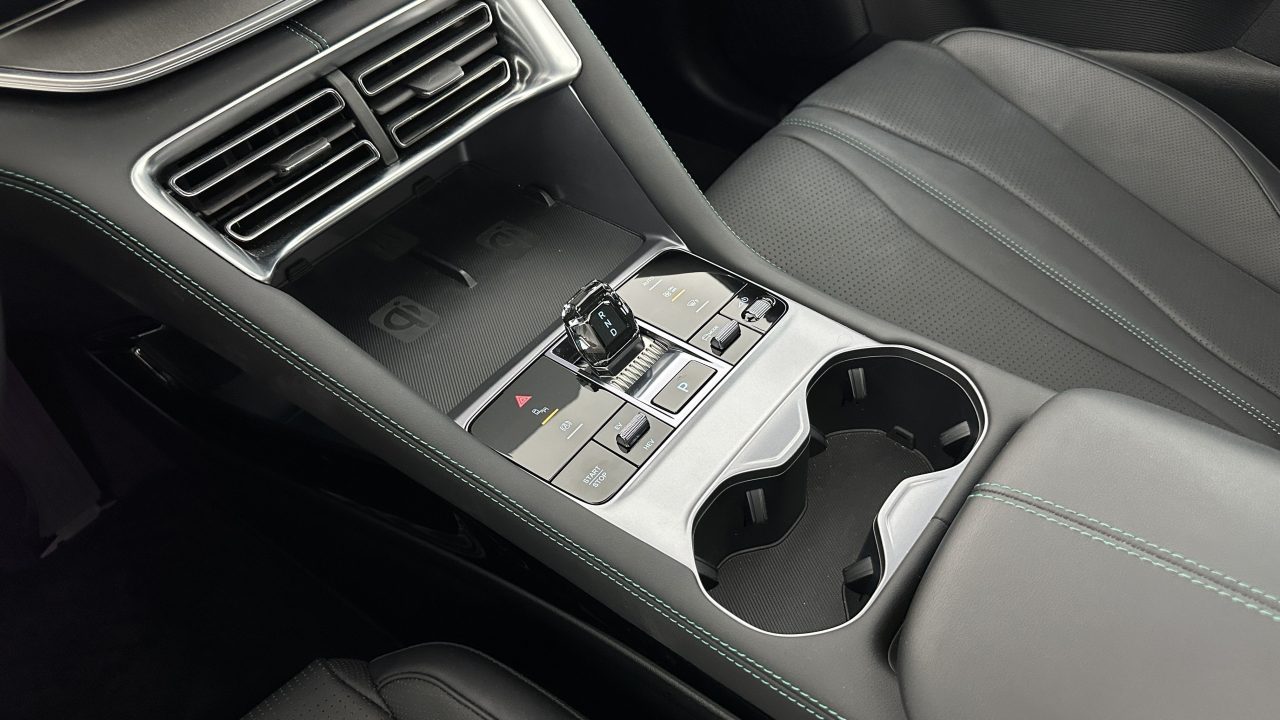 BYD SEAL U 1.5l DM-i 218ch PHEV Boost (18kWh)
