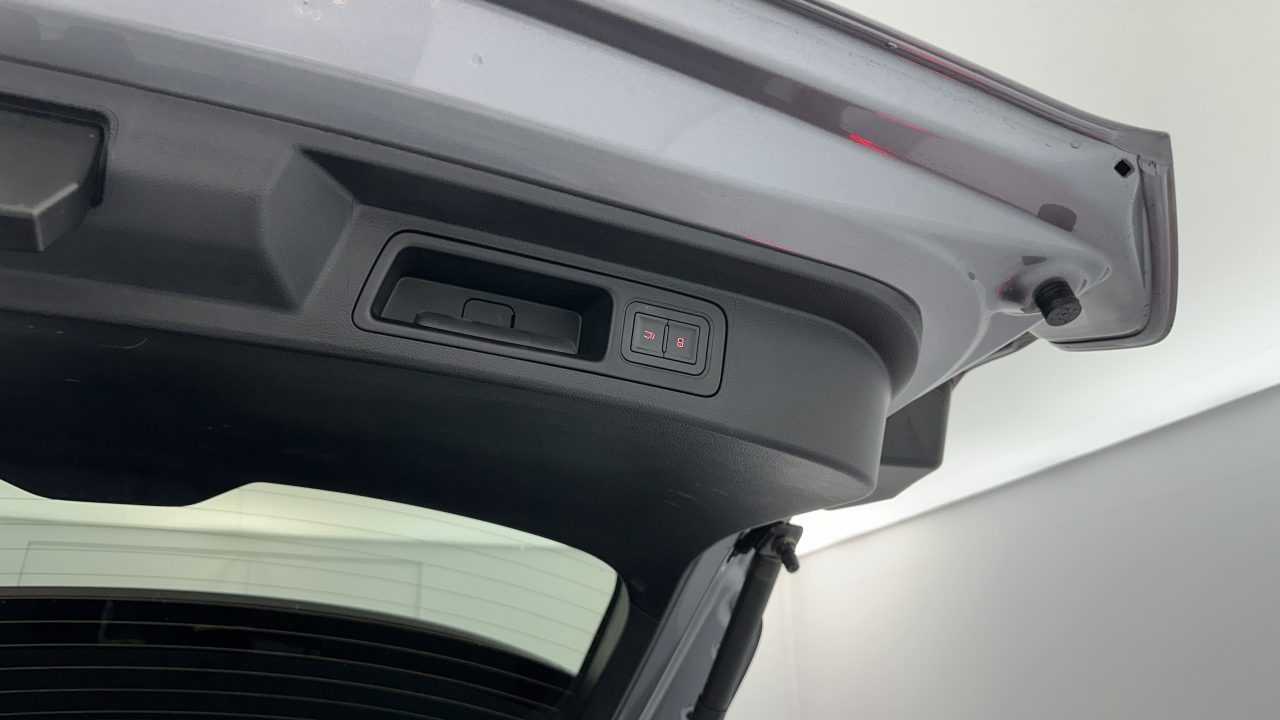 BYD SEAL U 1.5l DM-i 218ch PHEV Boost (18kWh)