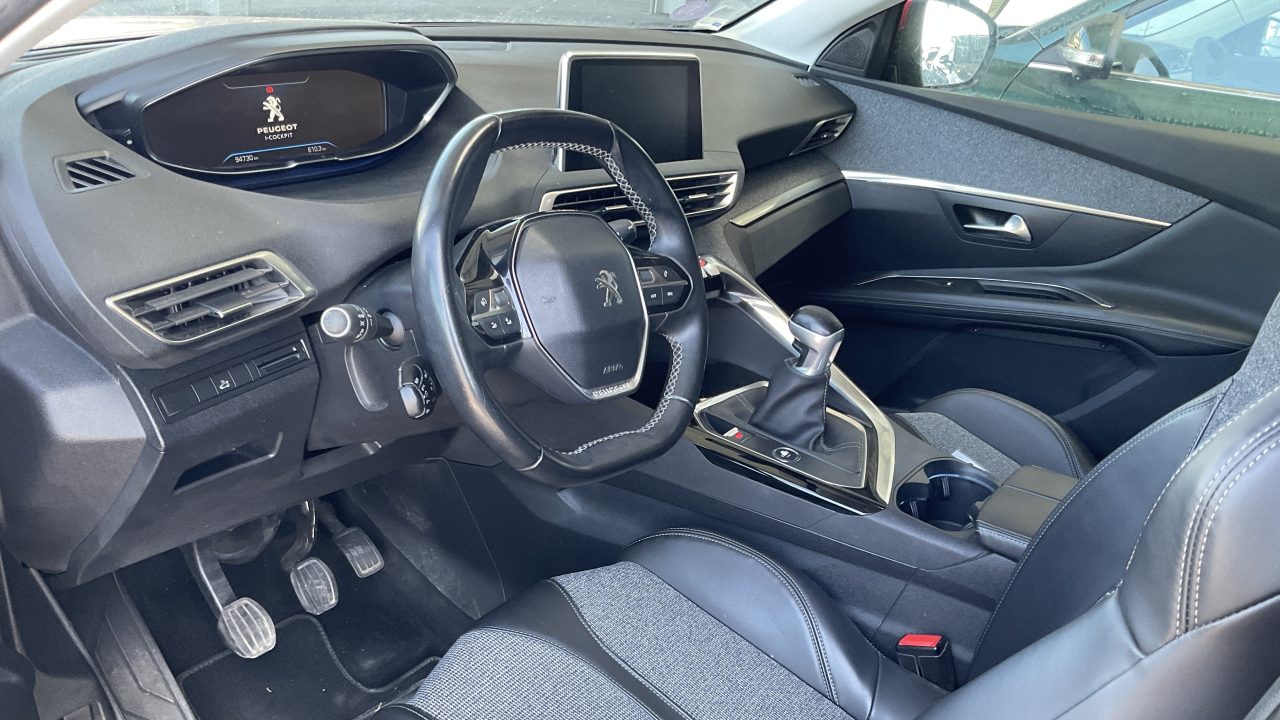 Peugeot 3008 II 1.2 Puretech 130ch Allure