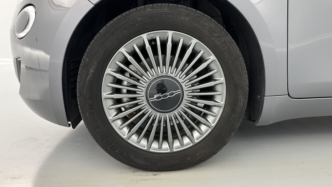 Fiat 500e 87kW Icône 118ch