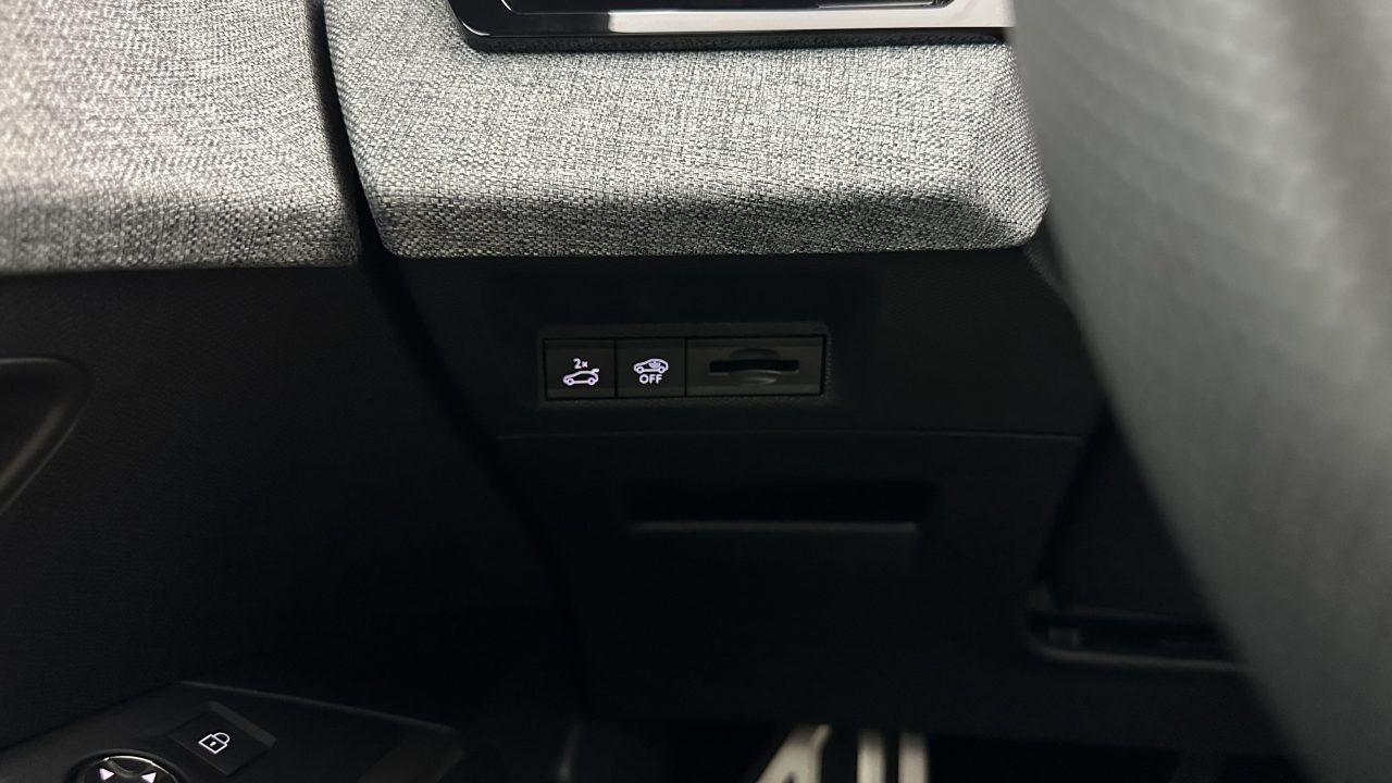 Peugeot 5008 III 1.2 Hybrid 145ch GT e-DCS6