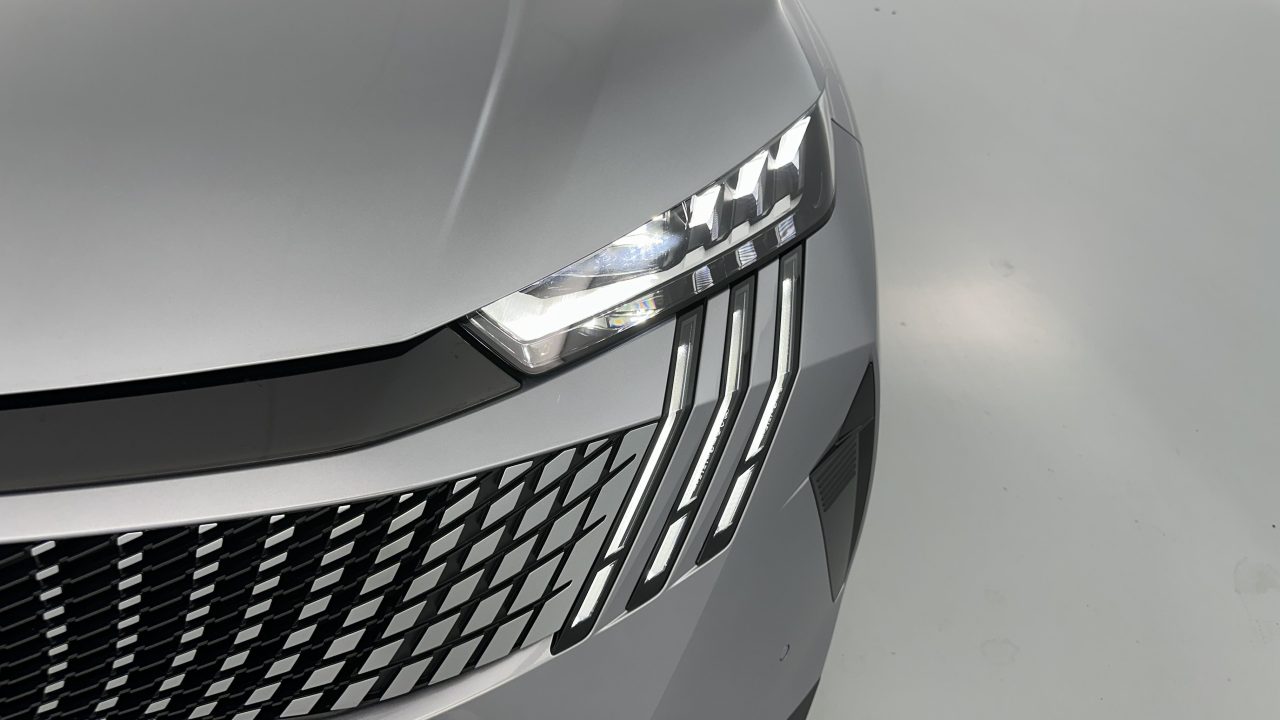 Peugeot 5008 III 1.2 Hybrid 145ch GT e-DCS6
