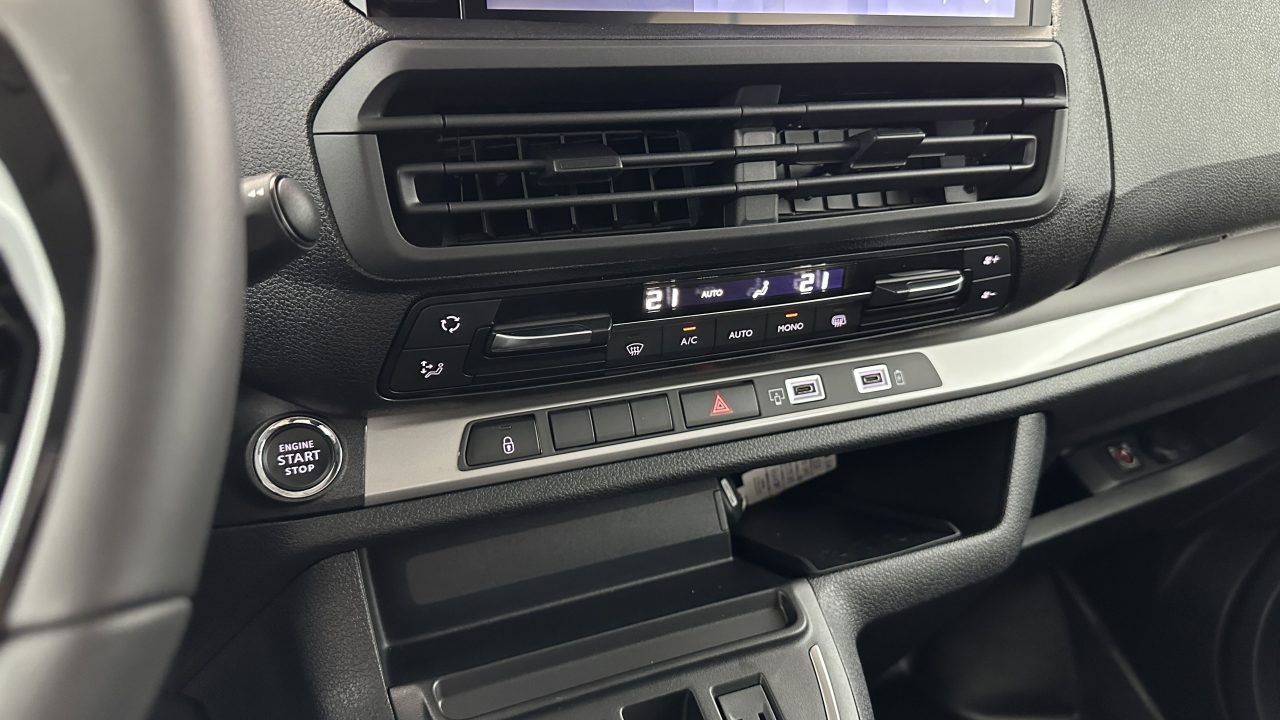 Fiat SCUDO CA M 2.0 BlueHDi 180ch Pack Premium Connect EAT8