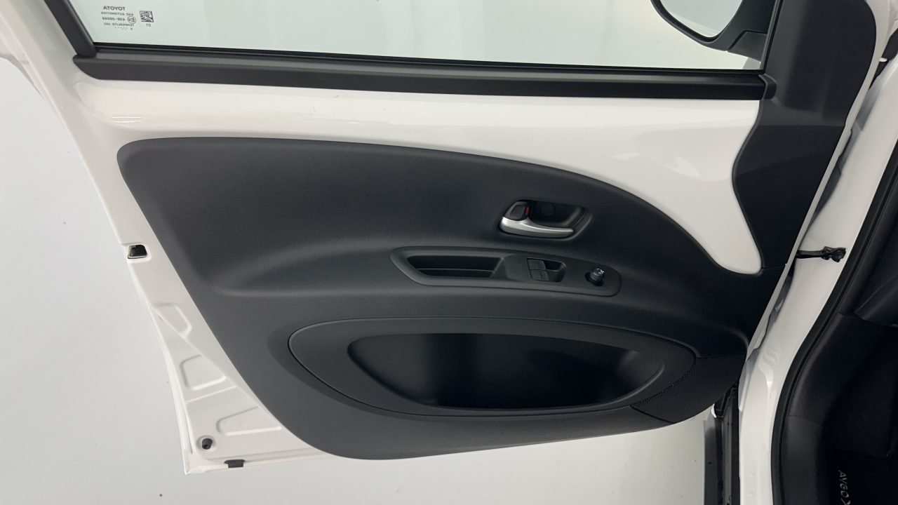 Toyota AYGO X 1.0 VVT-i 72ch Dynamic