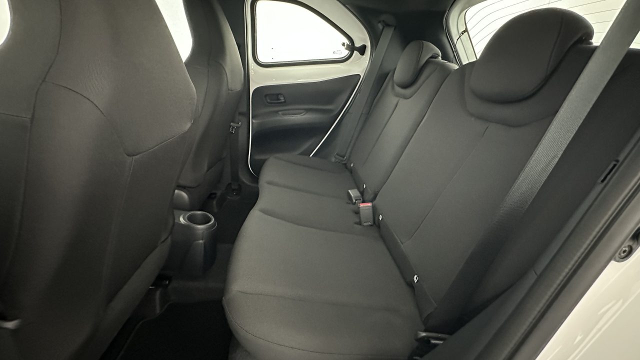 Toyota AYGO X 1.0 VVT-i 72ch Dynamic