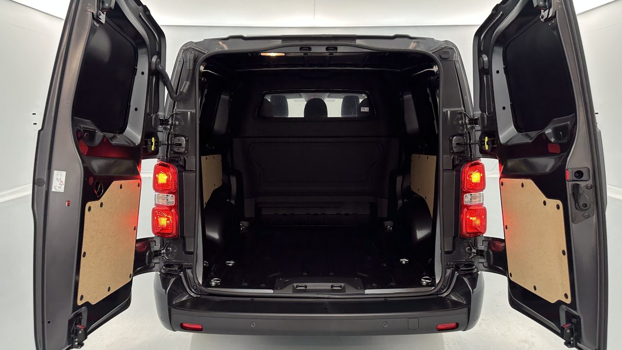 Fiat SCUDO CA XL 2.0 BlueHDi 180ch Pack Premium Connect EAT8