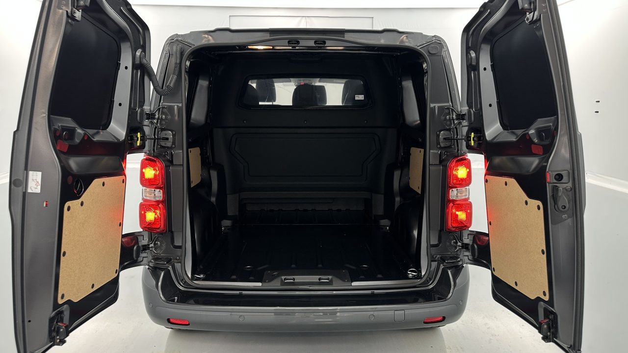 Fiat SCUDO CA M 2.0 BlueHDi 180ch Pack Premium Connect EAT8
