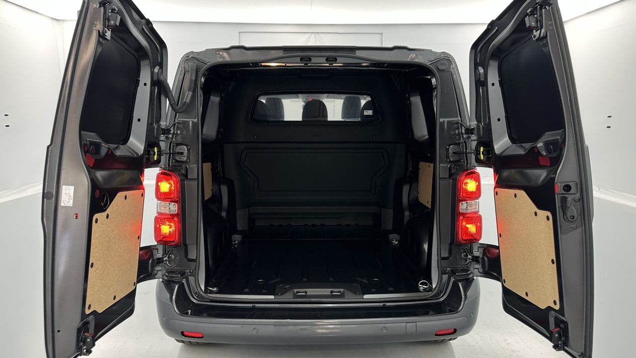 Fiat SCUDO CA M 2.0 BlueHDi 180ch Pack Premium Connect EAT8