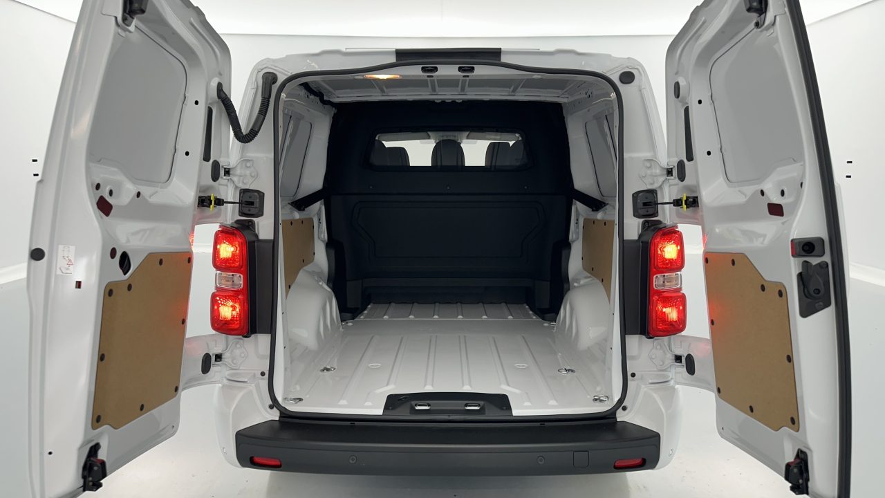Fiat SCUDO CA XL 2.0 BlueHDi 180ch Pack Premium Connect EAT8