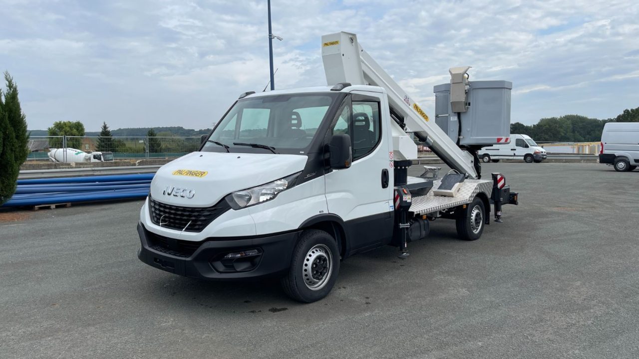 Iveco DAILY 35S14H 3750 2.3 136ch Nacelle Smart P170 TXE E