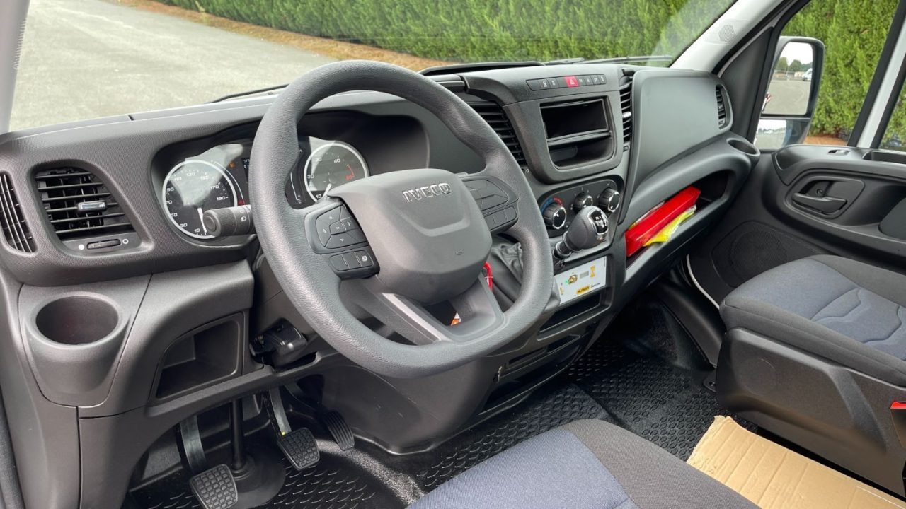 Iveco DAILY 35S14H 3750 2.3 136ch Nacelle Smart P170 TXE E