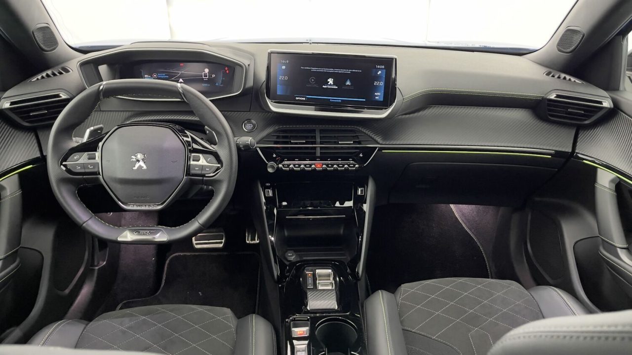 Peugeot 2008 II 1.2 PureTech 130ch GT EAT8
