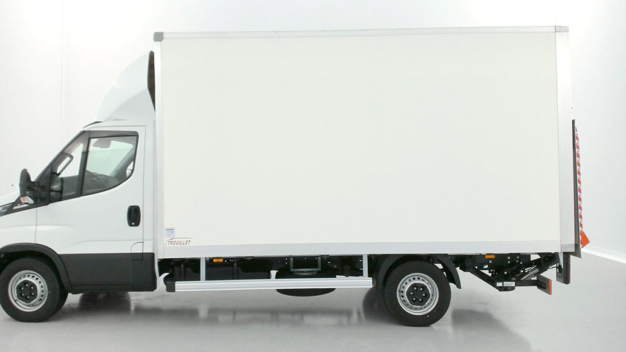 Iveco DAILY III 35S16HA8 4100 3.0 160ch Caisse Trouillet 20m³