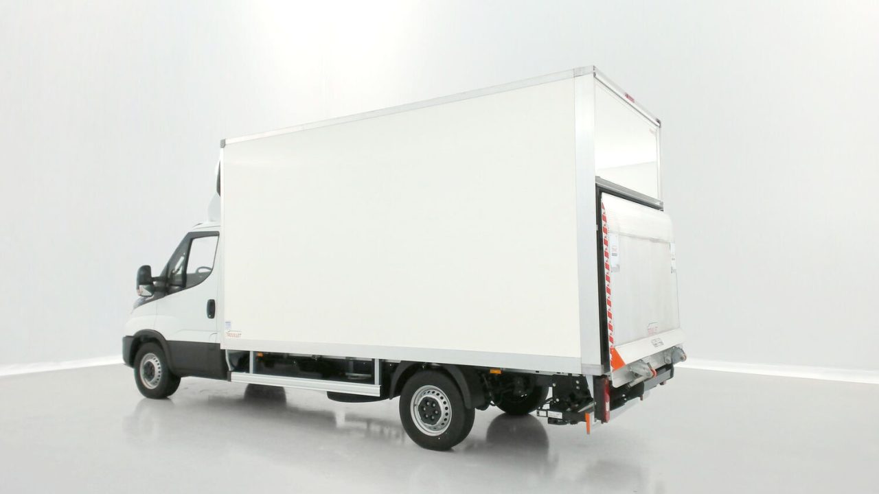 Iveco DAILY III 35S16HA8 4100 3.0 160ch Caisse Trouillet 20m³