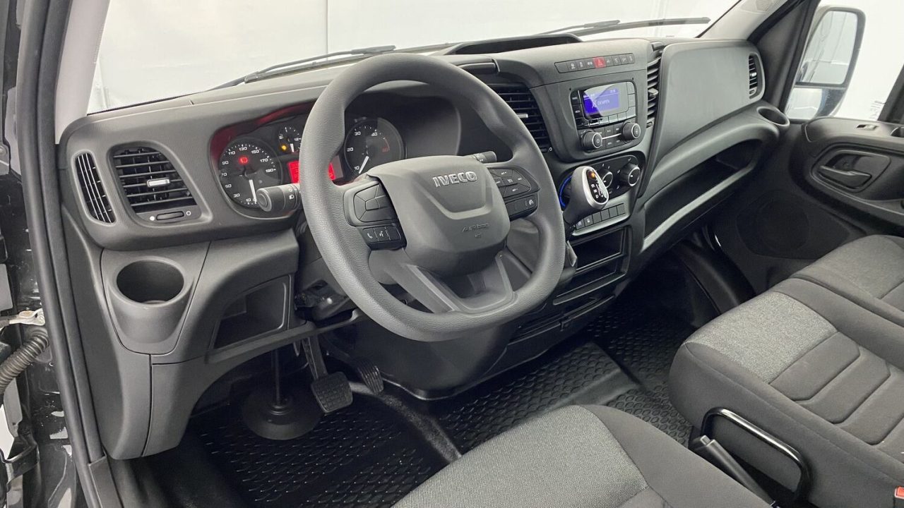 Iveco DAILY 35S16A8 4100 2.3 156ch 16m³ Hi-Matic