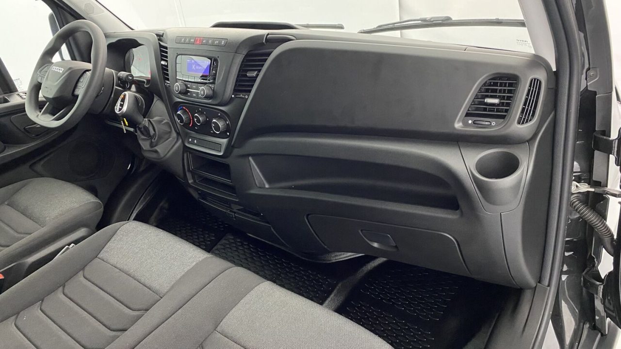 Iveco DAILY 35S16A8 4100 2.3 156ch 16m³ Hi-Matic