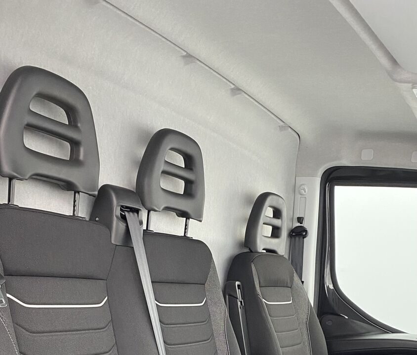 Iveco DAILY 35S16A8 4100 2.3 156ch 16m³ Hi-Matic