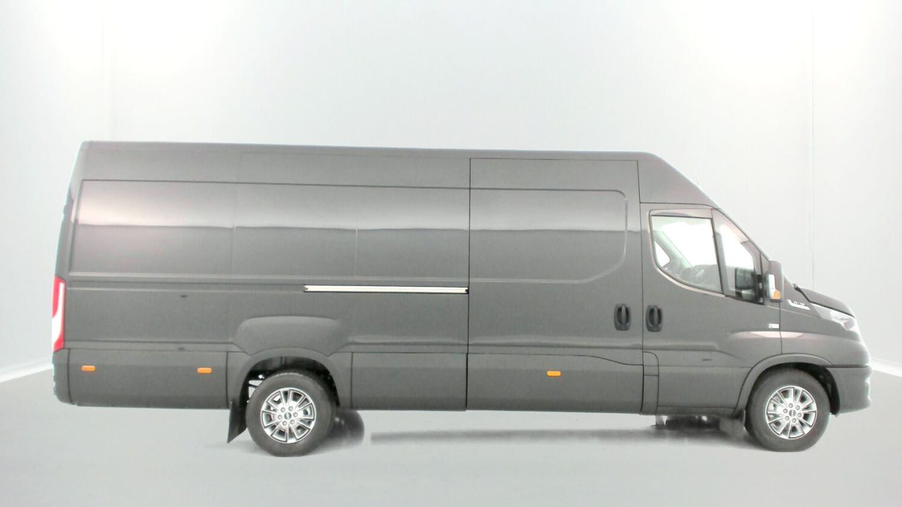 Iveco DAILY 35S16A8 4100 2.3 156ch 16m³ Hi-Matic