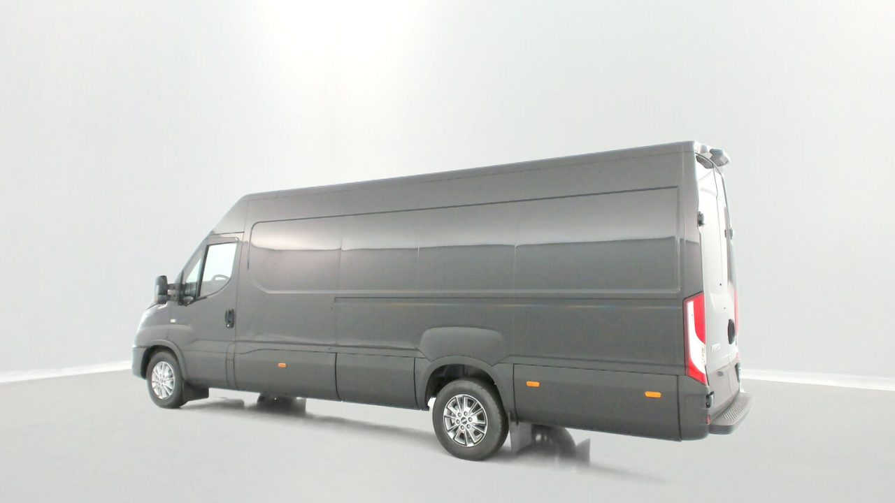 Iveco DAILY 35S16A8 4100 2.3 156ch 16m³ Hi-Matic