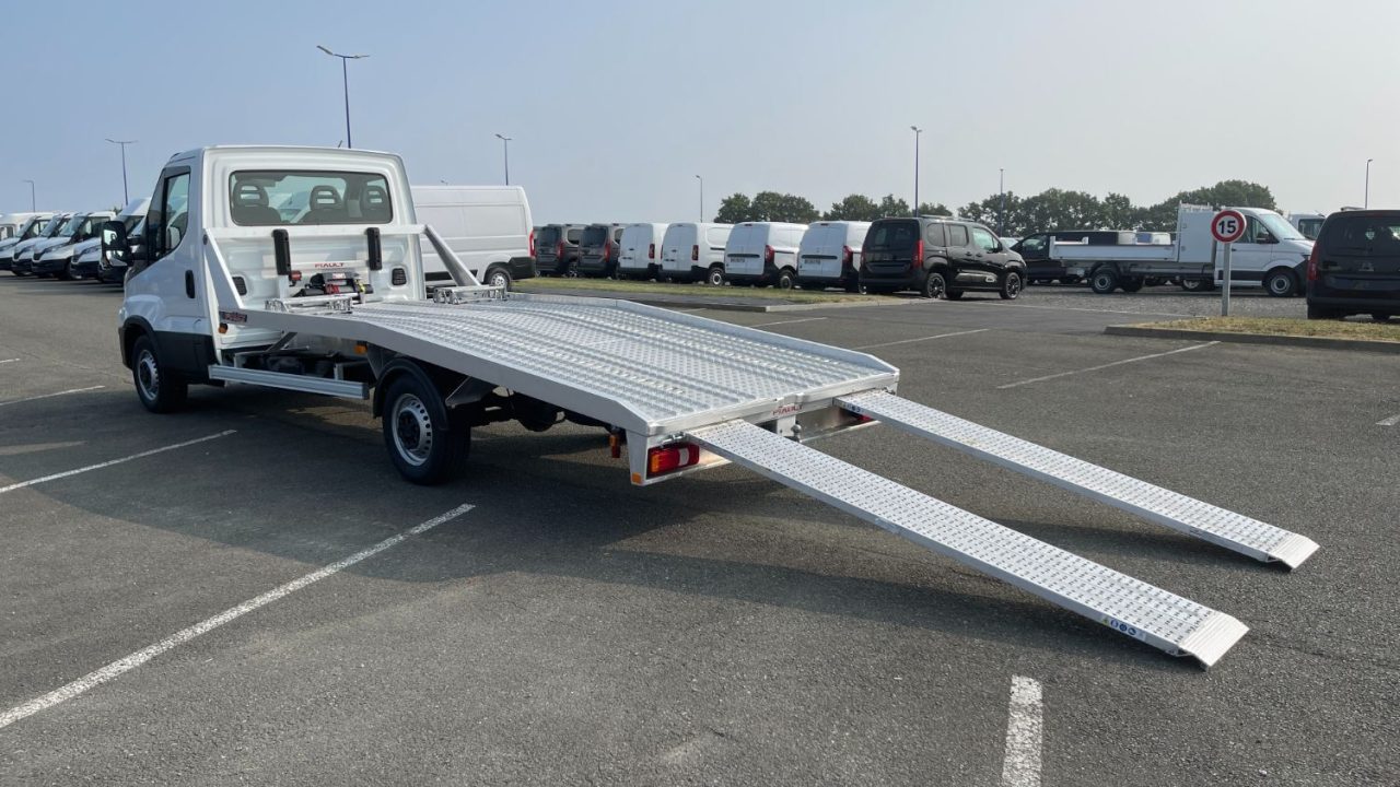 Iveco DAILY III 35S16H 4100 3.0 156ch Porte Voiture Plat’fix PF18 Alu