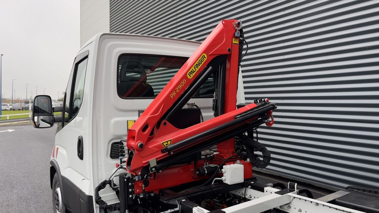 Iveco DAILY 35S14H 3750 2.3 136ch Benne Alu JPM + Grue PK 2900