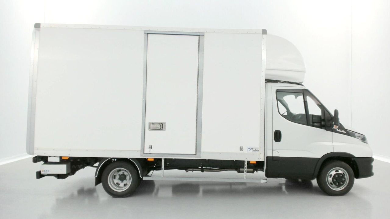 Iveco DAILY III 35C18HA8 4100 3.0 180ch Caisse 20m³ Toutain