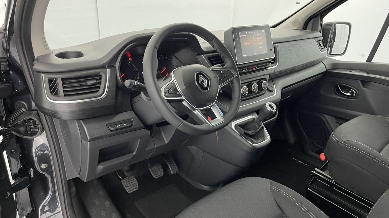 Renault TRAFIC Antilope Van III(3) 28 L1H1 2.0 BluedCi 130ch Flex Plus