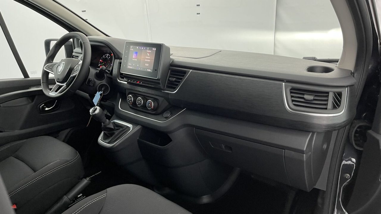Renault TRAFIC Antilope Van III(3) 28 L1H1 2.0 BluedCi 130ch Flex Plus