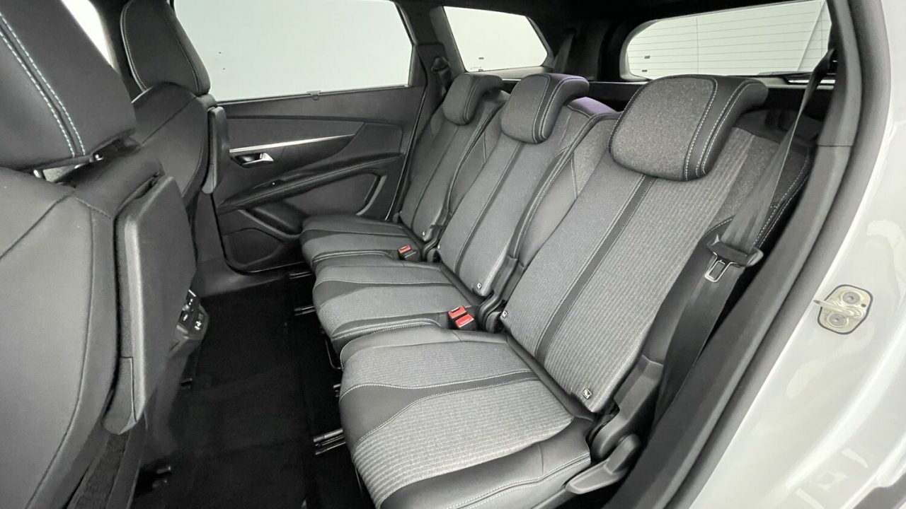 Peugeot 5008 III 1.5 BlueHDi 130ch Allure Pack EAT8