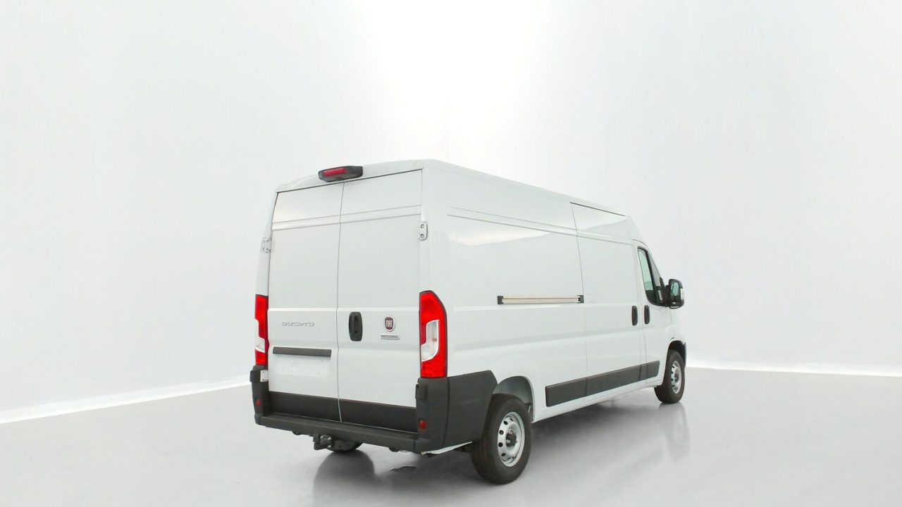 Fiat DUCATO 3.3 LH2 2.2 H3-Power 140ch Pack Pro Lounge Connect
