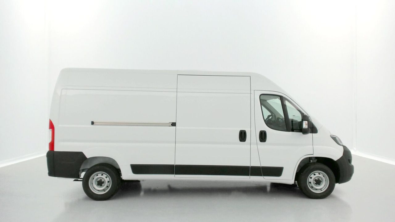 Fiat DUCATO 3.3 LH2 2.2 H3-Power 140ch Pack Pro Lounge Connect